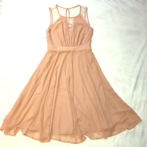 Forever 21 Woman Chiffon and Lace Cocktail Dress